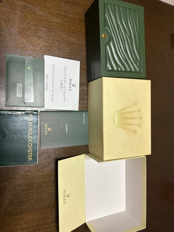 ロレックス エアキング 11421（高級時計）の商品画像 - 査定依頼日：2025年3月26日 - 最高査定価格：400,000円