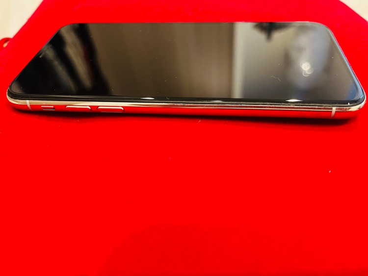 iPhoneX（スマホ）の商品画像 - 査定依頼日：2025年9月12日 - 最高査定価格：11,000円