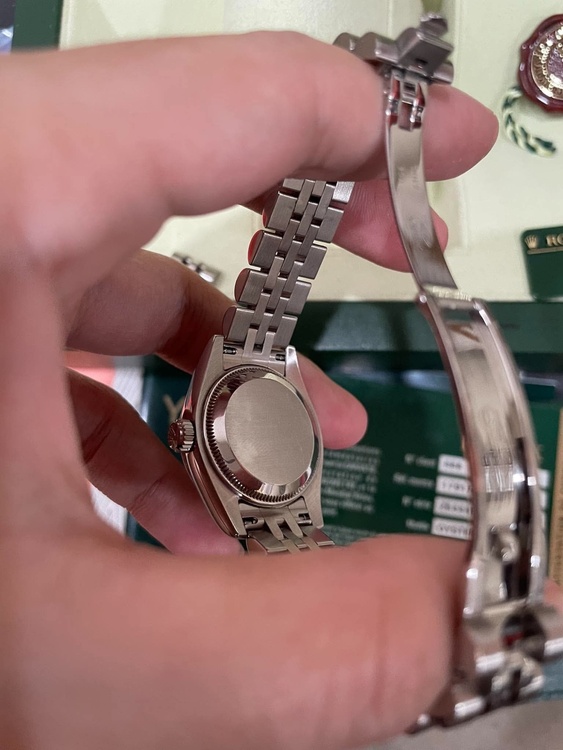 ROLEX ロレックス デイトジャスト Black COM 10P 26mm 腕時計 179174G レディース K18ホワイトゴールド ステンレススチール シルバー（高級時計）の商品画像 - 査定依頼日：2026年10月12日 - 最高査定価格：1,220,000円
