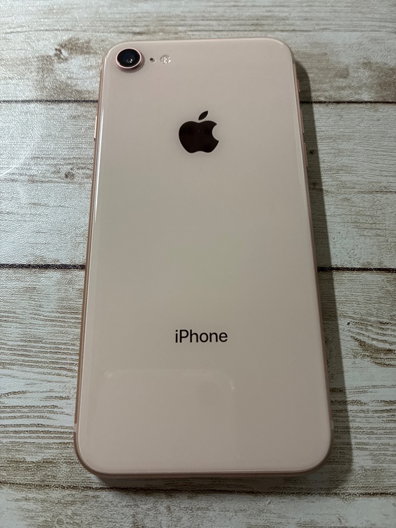 iPhone8 64GB SIMフリー（スマホ）の商品画像 - 査定依頼日：2026年2月27日 - 最高査定価格：7,000円