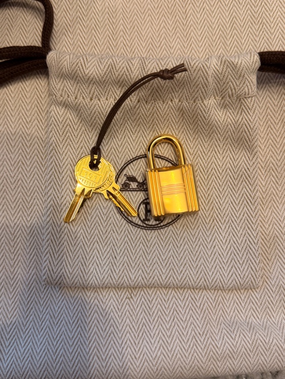 Hermès Picotin Lock 18（エルメス ピコタンロック18）（ブランドバッグ）の商品画像 - 査定依頼日：2026年7月28日 - 最高査定価格：630,000円