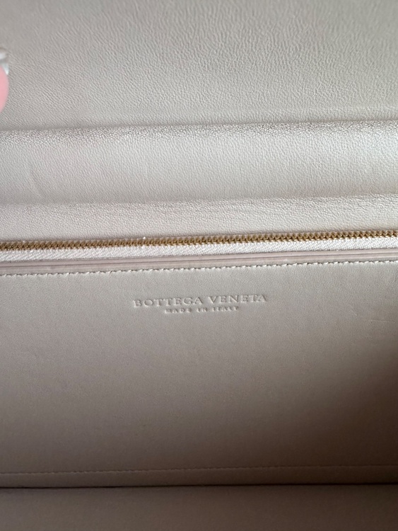 ザクラシック（ブランドバッグ）の商品画像 - 査定依頼日：2026年1月20日 - 最高査定価格：60,000円