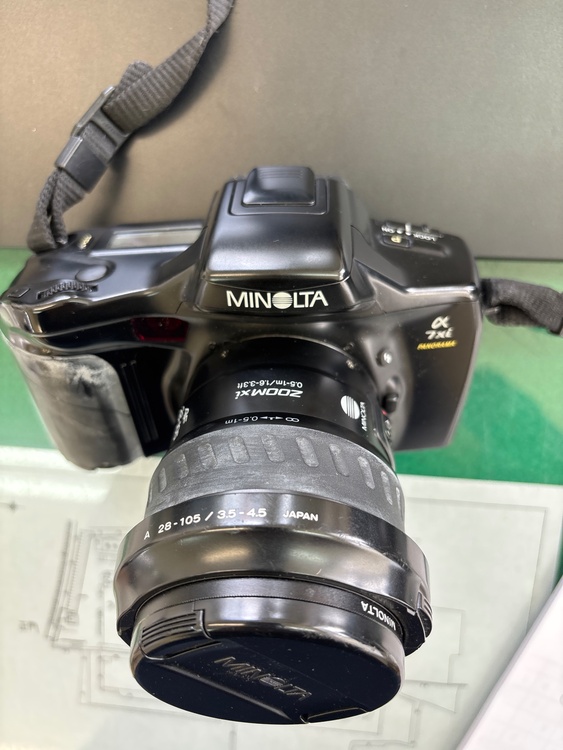 MINOLTA α7xi panorama（カメラ）の商品画像 - 査定依頼日：2026年6月18日 - 最高査定価格：500円