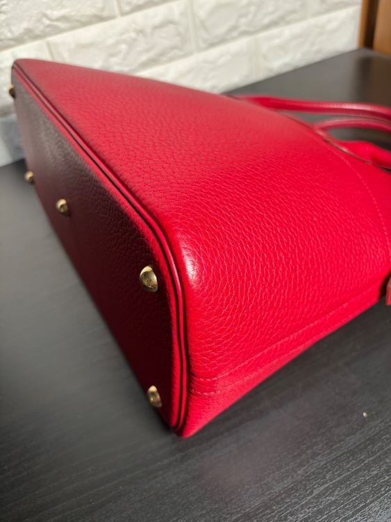 エルメス ボリード35 トゴ ルージュヴィフ □F刻印 ショルダーバッグ（ブランドバッグ）の商品画像 - 査定依頼日：2025年9月3日 - 最高査定価格：200,000円