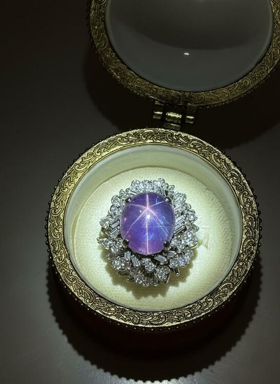パープルスターサファイア14.17ct（宝石）の商品画像 - 査定依頼日：2025年12月8日 - 最高査定価格：300,000円