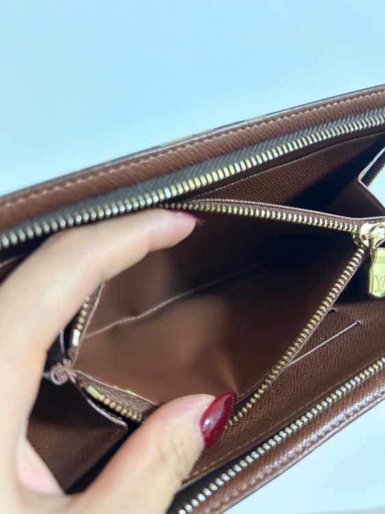 ポルトモネジップ（ブランド財布・小物）の商品画像 - 査定依頼日：2025年8月28日 - 最高査定価格：5,000円
