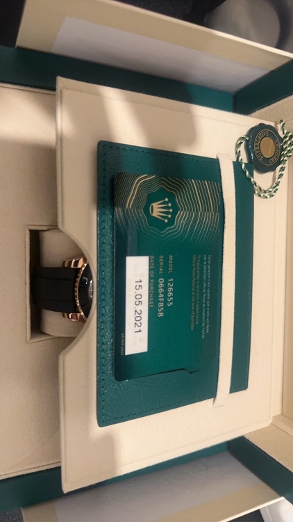 ロレックス ヨットマスター 12665（高級時計）の商品画像 - 査定依頼日：2025年12月12日 - 最高査定価格：6,400,000円