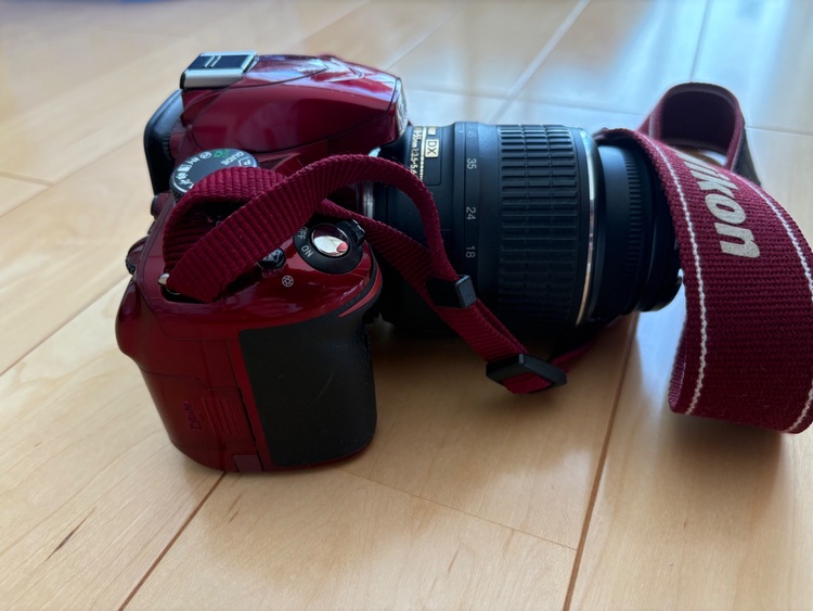 d3200（カメラ）の商品画像 - 査定依頼日：2025年8月31日 - 最高査定価格：15,000円