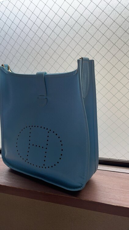 エルメス エブリン （ブランドバッグ）の商品画像 - 査定依頼日：2025年2月2日 - 最高査定価格：200,000円