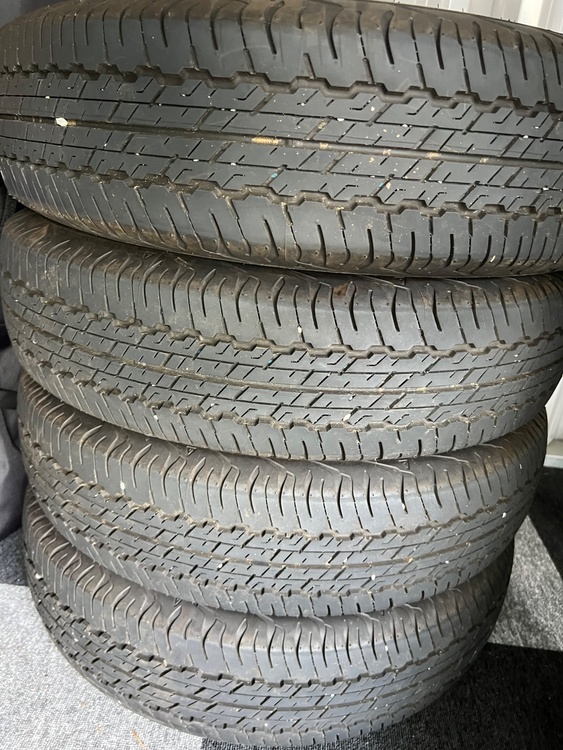 ジムニーシエラ（jb74)純正タイヤ（カー用品）の商品画像 - 査定依頼日：2026年3月14日 - 最高査定価格：10,000円