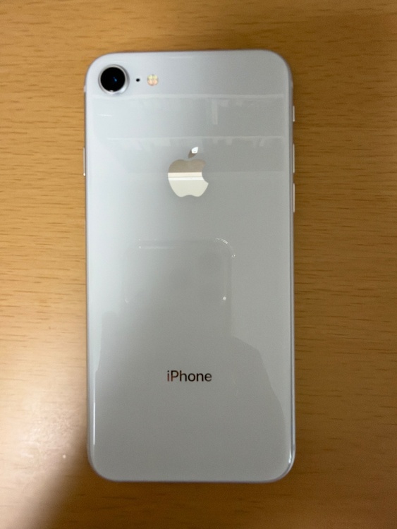 iPhone8（スマホ）の商品画像 - 査定依頼日：2026年9月22日 - 最高査定価格：4,500円