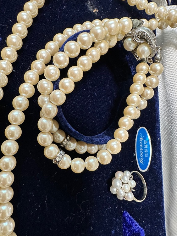 ネックレス ブレスレット イヤリング 指輪（金・貴金属）の商品画像 - 査定依頼日：2025年12月2日 - 最高査定価格：30,000円