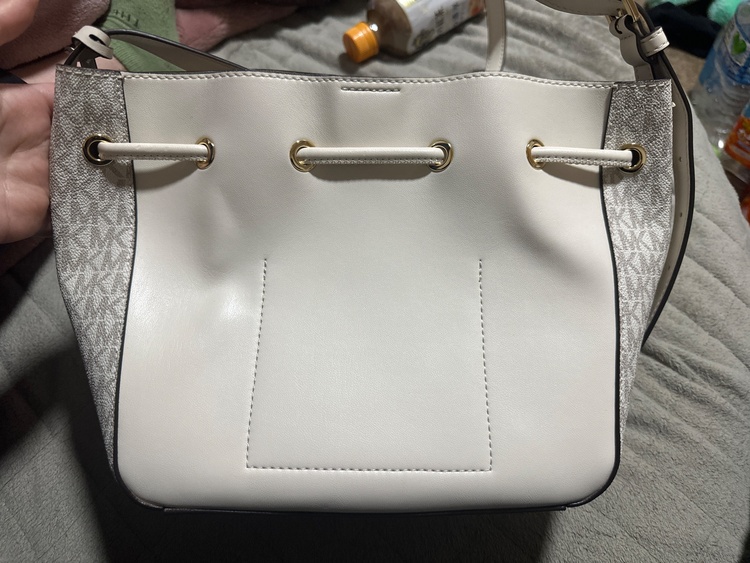 マイケルコース　バッグ（ブランドバッグ）の商品画像 - 査定依頼日：2026年1月8日 - 最高査定価格：2,500円