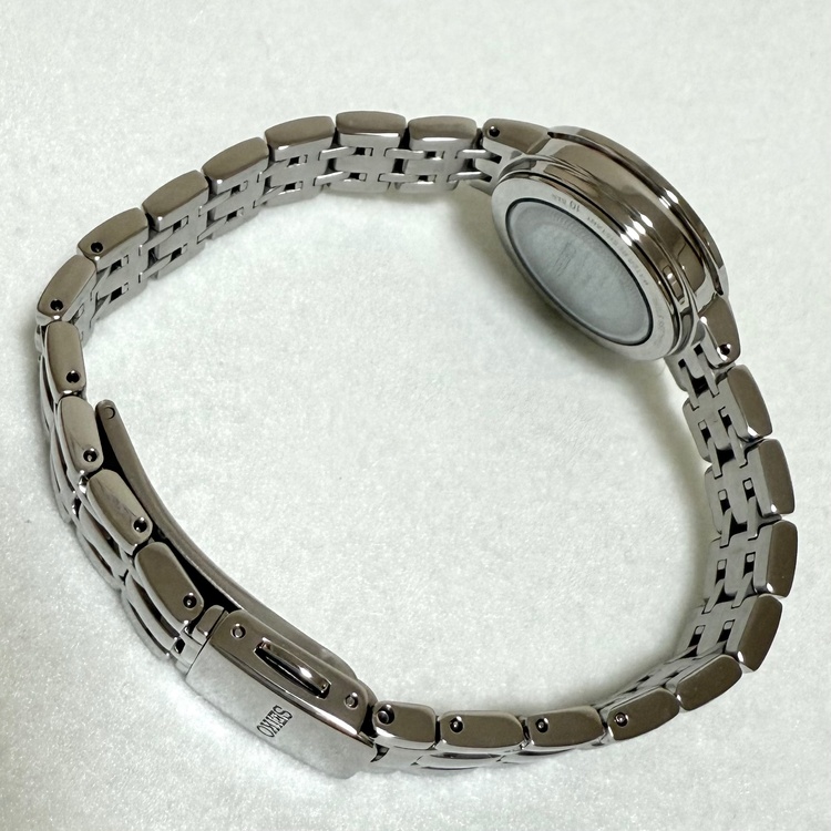 セイコー ドルチェ& エクセリーヌ ダイヤ シェル 腕時計 SWCW007（高級時計）の商品画像 - 査定依頼日：2026年4月5日 - 最高査定価格：15,000円