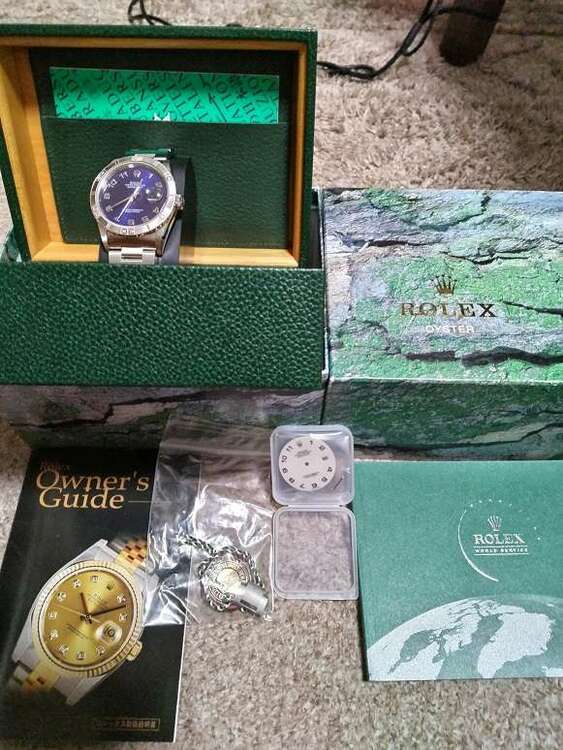 サンダーバード　16264　（F番）　ブルーアラビア文字盤（高級時計）の商品画像 - 査定依頼日：2025年4月3日 - 最高査定価格：950,000円