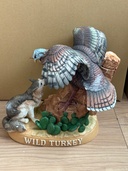 「ワイルドターキー アクションシリーズ No.10 ターキー＆コヨーテ（Wild Turkey & Coyote）」の陶器（セラミック）デキャンタ（お酒）の商品画像 - 査定依頼日：2026年8月15日 - 最高査定価格：5,000円