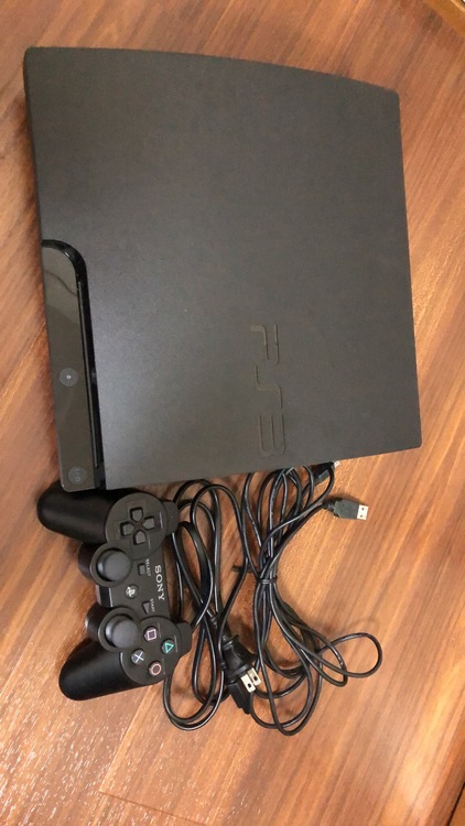 CECH-3000A（ゲーム機本体・ゲームソフト）の商品画像 - 査定依頼日：2020年7月27日 - 最高査定価格：3,000円