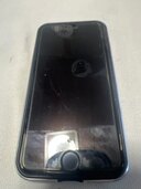 iPhone7（スマホ）の商品画像 - 査定依頼日：2024年2月6日 - 最高査定価格：3,000円