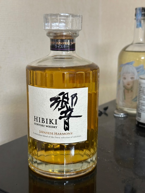 響（お酒）の商品画像 - 査定依頼日：2025年11月9日 - 最高査定価格：8,500円
