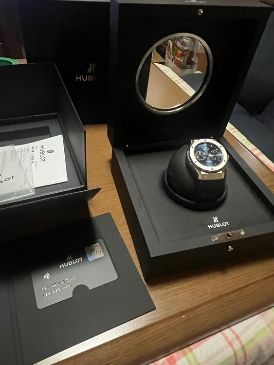 ウブロ クラシックフュージョン 521.NX.7170.（高級時計）の商品画像 - 査定依頼日：2025年5月19日 - 最高査定価格：700,000円