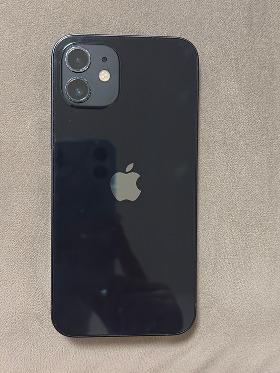 iPhone12（スマホ）の商品画像 - 査定依頼日：2026年8月15日 - 最高査定価格：23,500円