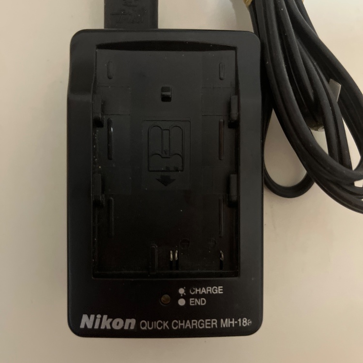 D90（カメラ）の商品画像 - 査定依頼日：2026年8月8日 - 最高査定価格：4,500円
