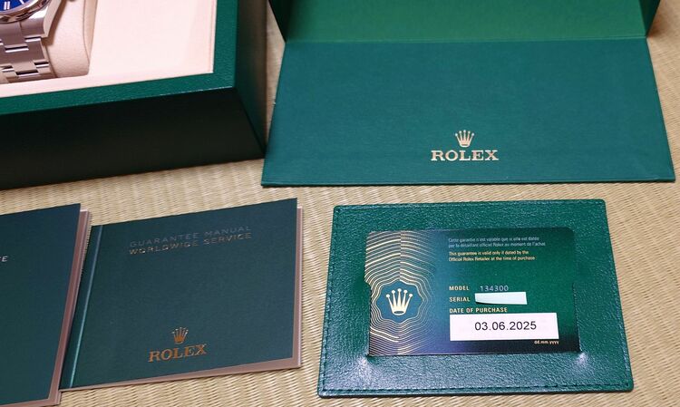 ロレックス パーペチュアル （高級時計）の商品画像 - 査定依頼日：2025年6月4日 - 最高査定価格：1,400,000円