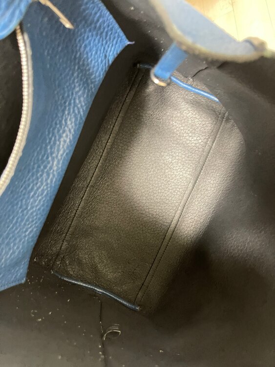 トートバック（ブランドバッグ）の商品画像 - 査定依頼日：2025年2月10日 - 最高査定価格：5,000円