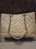 キャビアスキンチェーントートバッグ（ブランドバッグ）の商品画像 - 査定依頼日：2026年3月5日 - 最高査定価格：150,000円