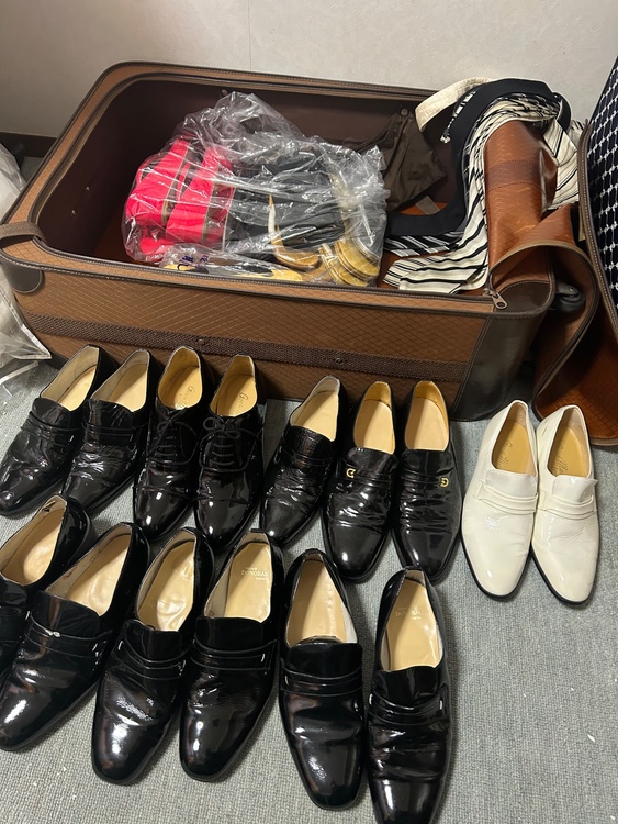 ウエディングドレスや小物類（古着・ファッション）の商品画像 - 査定依頼日：2026年4月30日 - 最高査定価格：100,000円