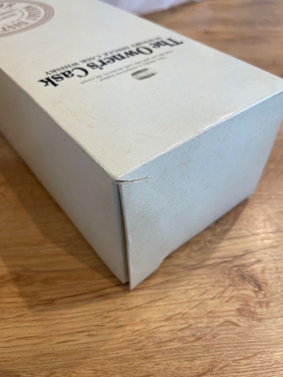 ウイスキー サントリー山崎 （お酒）の商品画像 - 査定依頼日：2026年3月7日 - 最高査定価格：330,000円