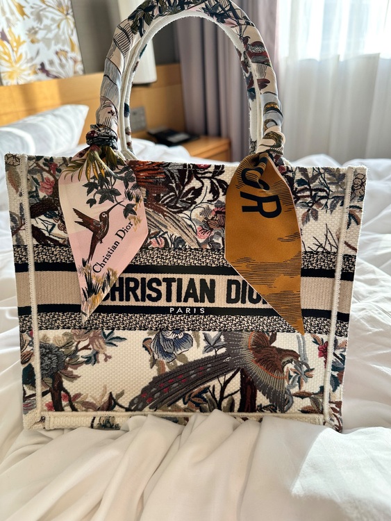 ディオール  （ブランドバッグ）の商品画像 - 査定依頼日：2025年9月30日 - 最高査定価格：230,000円