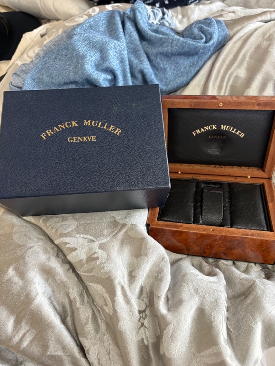 フランクミュラー トノウカーベックス 1750 S6 J（高級時計）の商品画像 - 査定依頼日：2026年3月28日 - 最高査定価格：500,000円