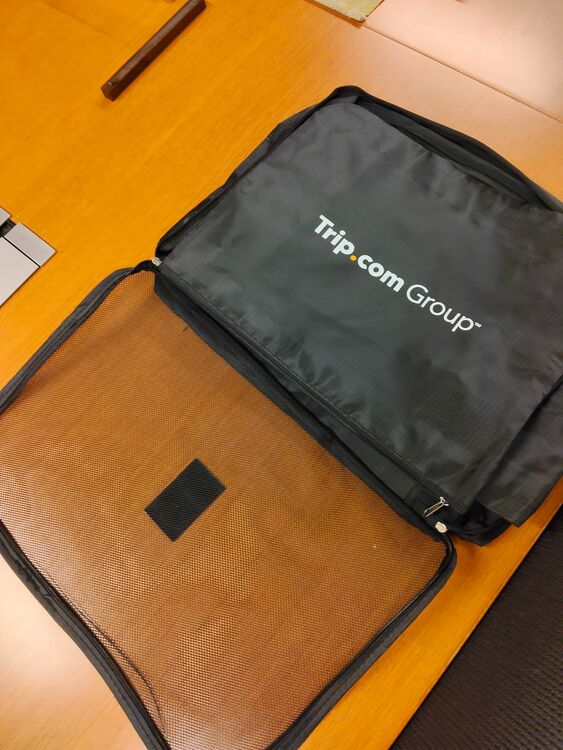 trip com. 旅行カバン　6点セット（ブランド財布・小物）の商品画像 - 査定依頼日：2025年10月27日 - 最高査定価格：100,000円