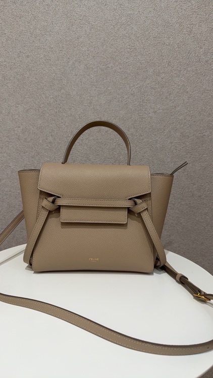 セリーヌ  （ブランドバッグ）の商品画像 - 査定依頼日：2025年10月19日 - 最高査定価格：140,000円