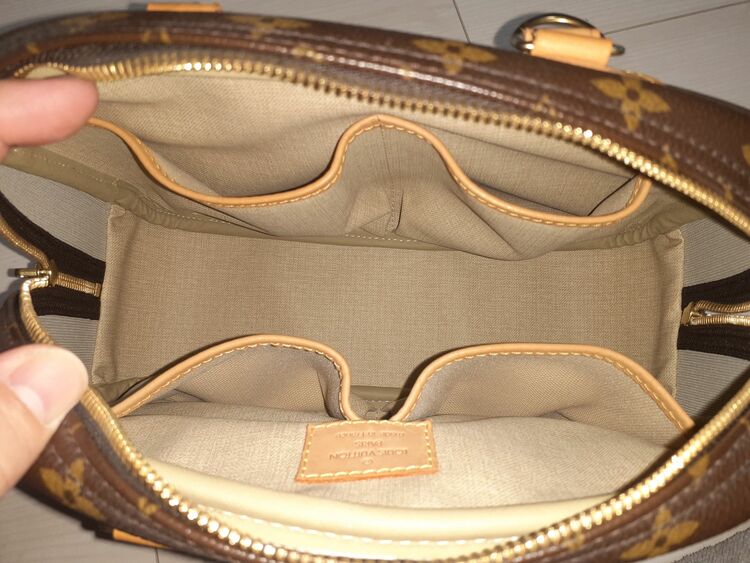 トゥルーヴィル（ブランドバッグ）の商品画像 - 査定依頼日：2025年11月15日 - 最高査定価格：70,000円