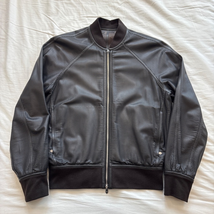 エルメス　リバーシブルブルゾン　カーフレザー　メッシュ　サイズ48 （古着・ファッション）の商品画像 - 査定依頼日：2025年12月6日 - 最高査定価格：70,000円