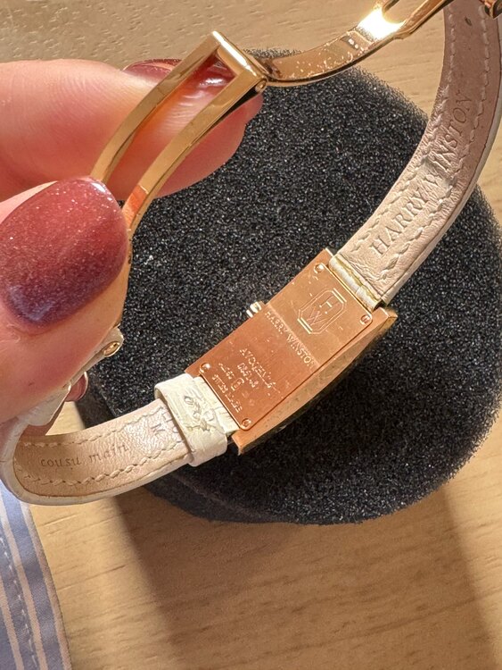 ハリーウィンストン その他 （高級時計）の商品画像 - 査定依頼日：2025年3月18日 - 最高査定価格：1,000,000円