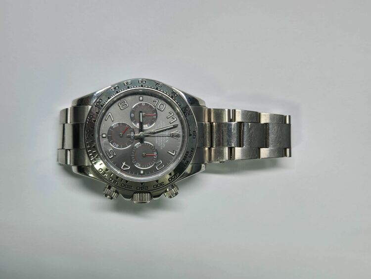 ロレックス デイトナ 116509（高級時計）の商品画像 - 査定依頼日：2025年8月5日 - 最高査定価格：4,800,000円