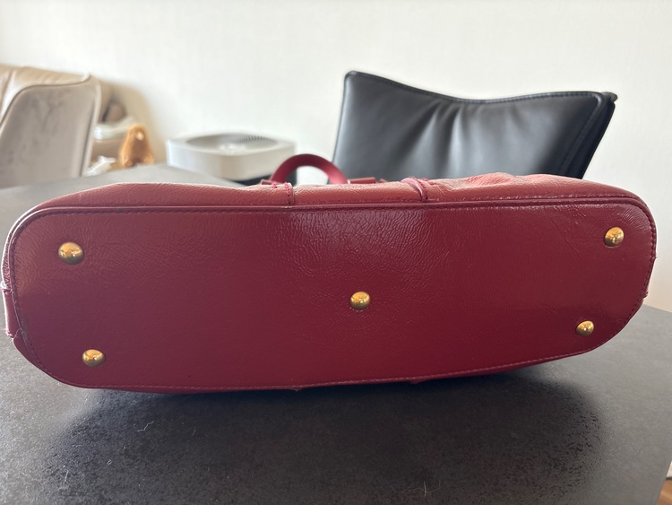 イブサンローラン  （ブランドバッグ）の商品画像 - 査定依頼日：2025年6月5日 - 最高査定価格：26,000円