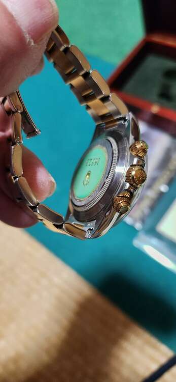 ロレックス デイトナ 1652（高級時計）の商品画像 - 査定依頼日：2025年2月13日 - 最高査定価格：2,500,000円