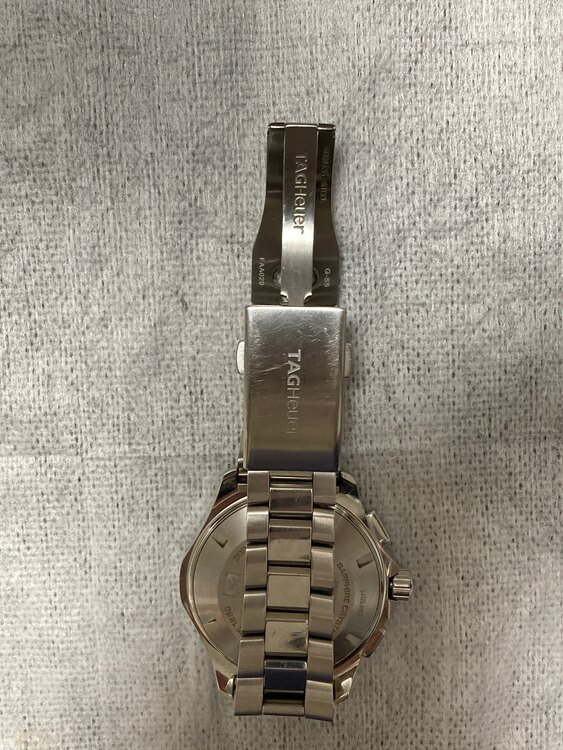 タグホイヤー アクアレーサー （高級時計）の商品画像 - 査定依頼日：2025年5月31日 - 最高査定価格：100,000円