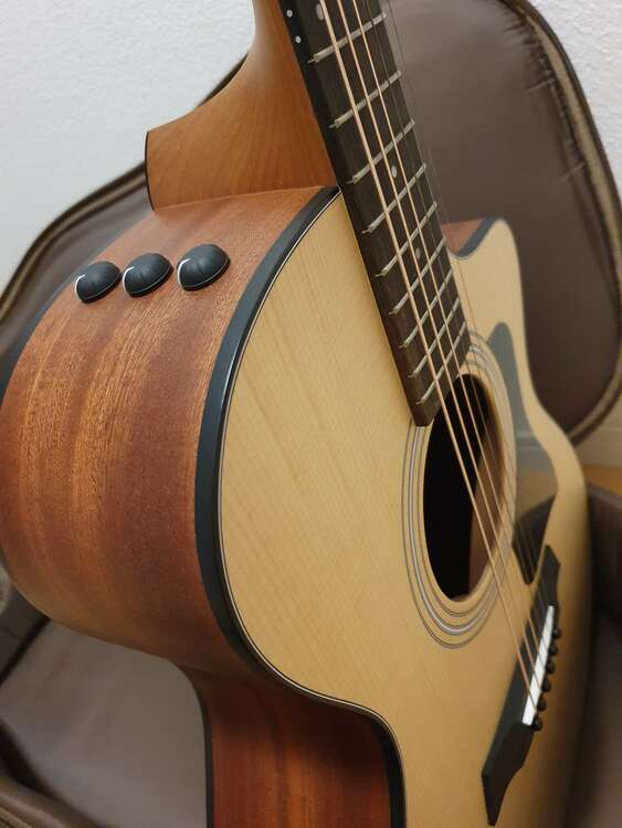 112ce-S（ピアノ・楽器・PA機材）の商品画像 - 査定依頼日：2025年4月2日 - 最高査定価格：70,000円