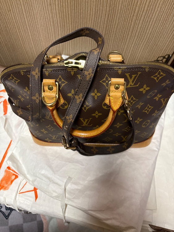 ルイヴィトン アルマ （ブランドバッグ）の商品画像 - 査定依頼日：2025年8月23日 - 最高査定価格：70,000円