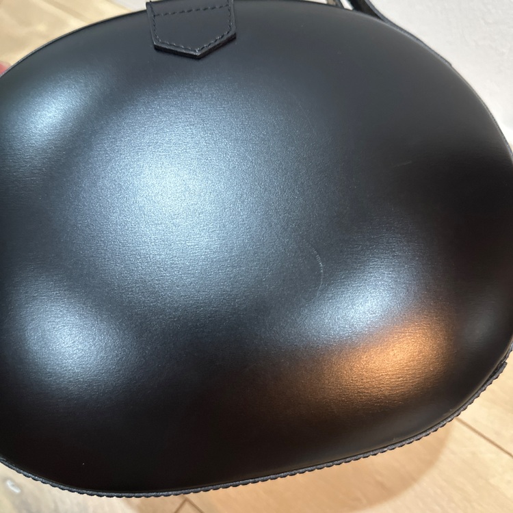 ロエベハンドバッグ（ブランドバッグ）の商品画像 - 査定依頼日：2025年10月6日 - 最高査定価格：100,000円