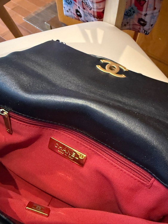 CHANEL19（ブランドバッグ）の商品画像 - 査定依頼日：2026年3月29日 - 最高査定価格：450,000円