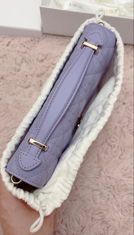 Dior ミニバッグ　S0980ONMJ_M401（ブランドバッグ）の商品画像 - 査定依頼日：2026年7月20日 - 最高査定価格：200,000円