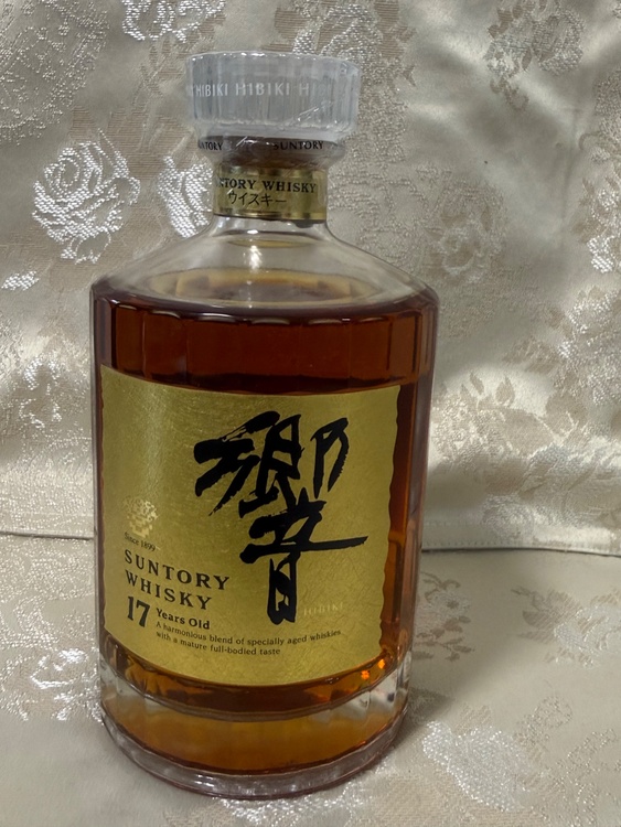 ウイスキー サントリー響 （お酒）の商品画像 - 査定依頼日：2026年4月10日 - 最高査定価格：51,000円