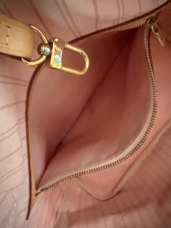 ルイヴィトン ダミエ （ブランドバッグ）の商品画像 - 査定依頼日：2026年3月24日 - 最高査定価格：220,000円