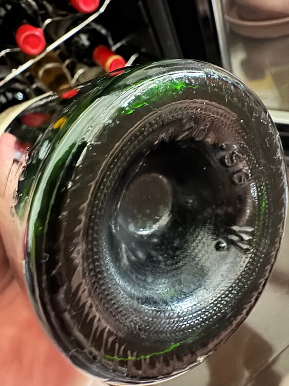 ワイン シャトーラフィットロートシルト （お酒）の商品画像 - 査定依頼日：2025年4月27日 - 最高査定価格：180,000円